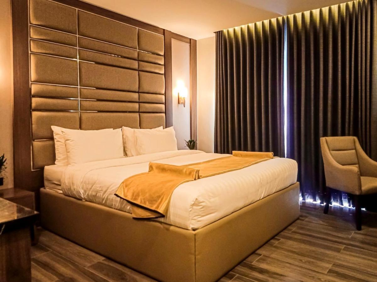 El Vistra Hotel Angeles Dış mekan fotoğraf