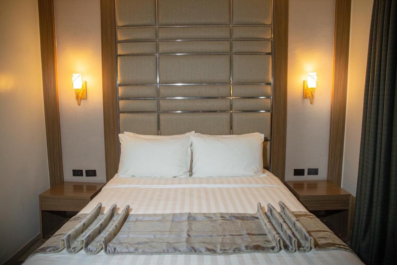 El Vistra Hotel Angeles Dış mekan fotoğraf